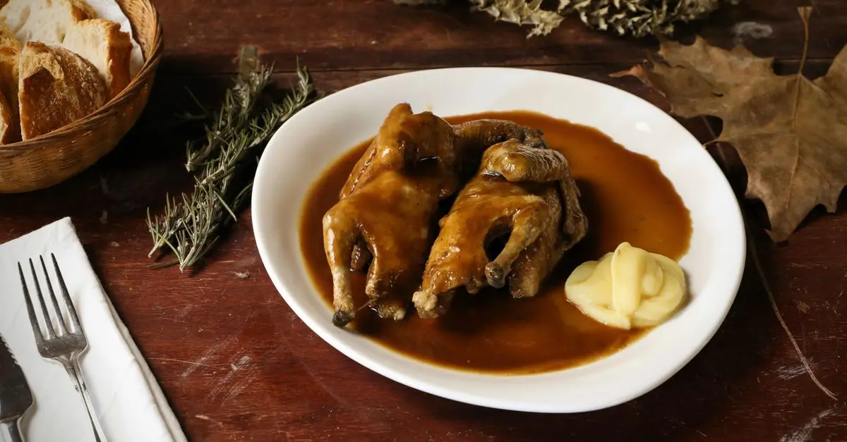 Les Plats Corses Incontournables à Découvrir