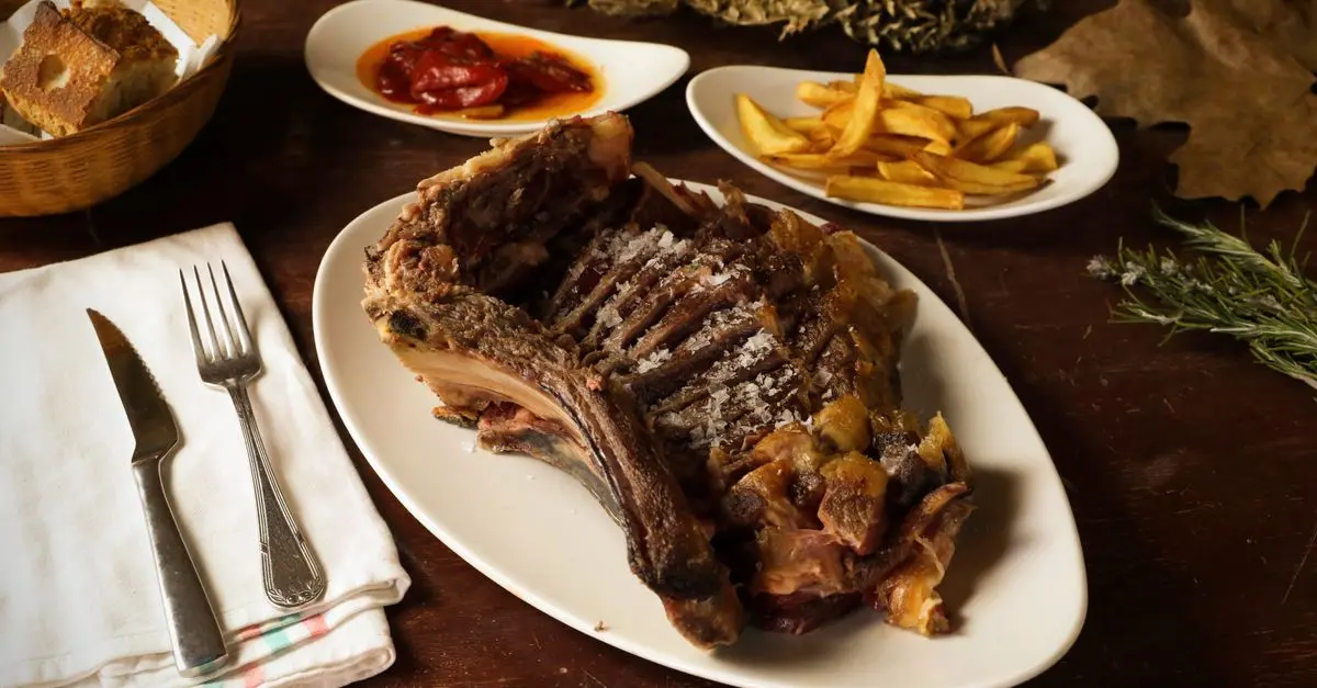 Les Plats Corses à Essayer pour un Repas Convivial